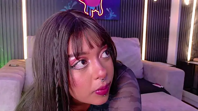 SophiaSummer online show from 09.27.25