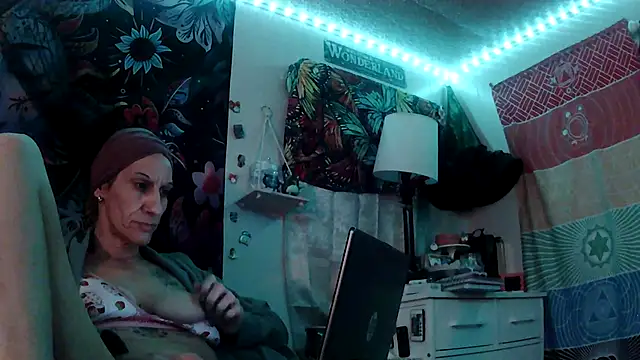 gypsyadventures1 online show from 11.22.25