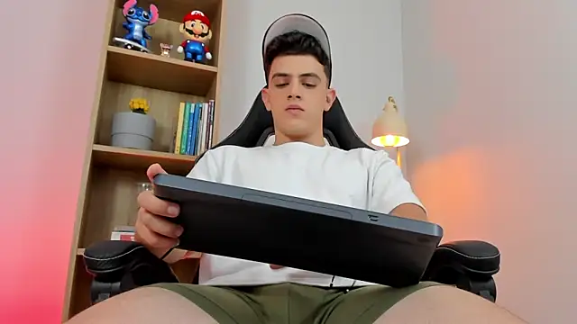 Mikecooper online show from 03.19.26