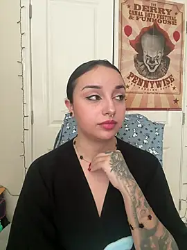 CharmingMaddie online show from 02.10.26