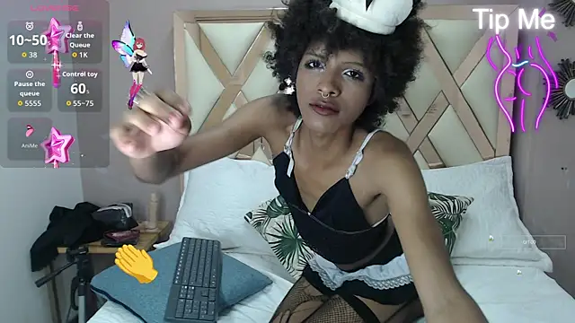 Violett Salvatore online show from 10.15.25