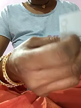 Love-pari077 online show from 10.20.25