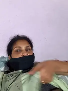 Love-pari077 online show from 11.11.25