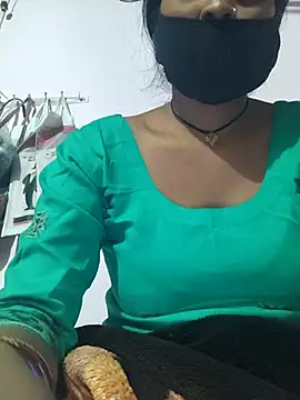 Love-pari077 online show from 11.30.25