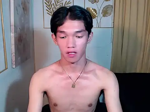 fuckerfriendsxx online show from 12.04.25