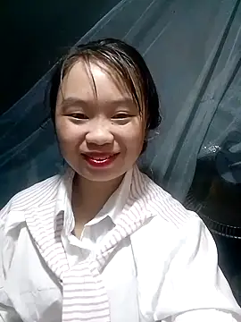 Snapshot of PhayPhay123 chatting on 10.13.25 PhayPhay123 online show from 10.13.25