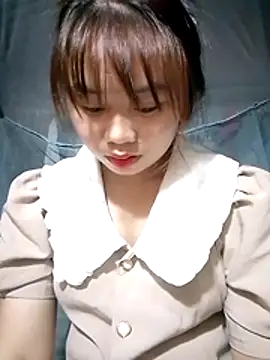 Snapshot of PhayPhay123 chatting on 10.29.25 PhayPhay123 online show from 10.29.25