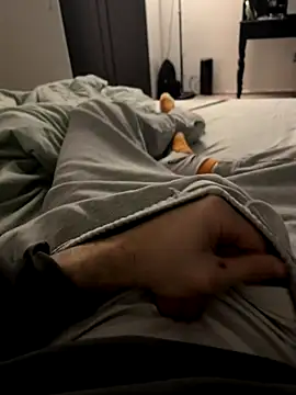 Frankieyyy1 online show from 12.22.25