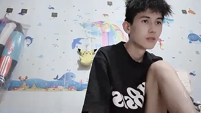 Snapshot of xiaojie2563 chatting on 10.17.25 xiaojie2563 online show from 10.17.25