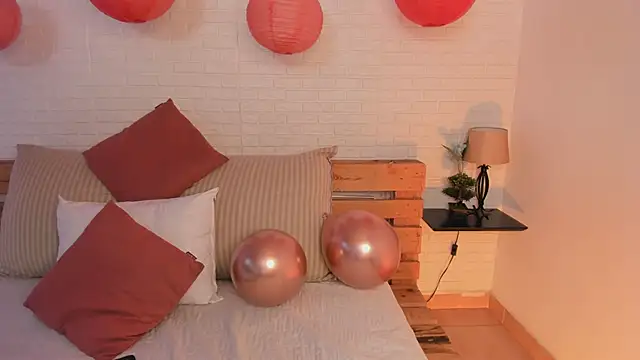 Snapshot of salem_sp chatting on 09.26.25 salem sp online show from 09.26.25