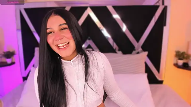 Snapshot of salem_sp chatting on 10.22.25 salem sp online show from 10.22.25