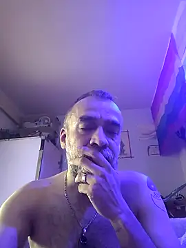 GabyCollado5 online show from 10.14.25