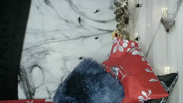 angelainparis28 online show from 10.13.25