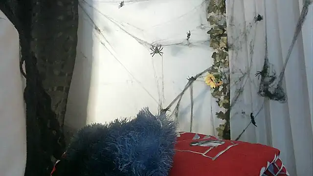 angelainparis28 online show from 10.14.25