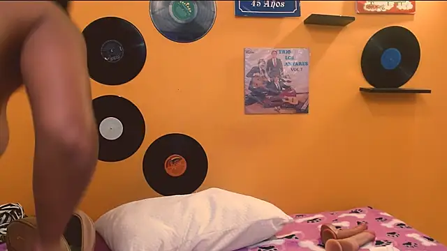 meisevil77 online show from 12.02.25