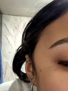 lynn9000 online show from 11.22.25