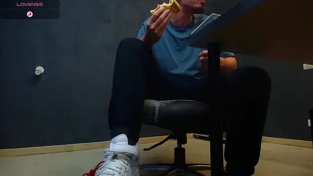 EnzoRace online show from 10.10.25