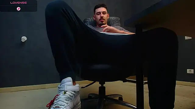 EnzoRace online show from 10.17.25