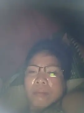 Snapshot of HOTTIE_MILF chatting on 11.15.25 HOTTIE MILF online show from 11.15.25