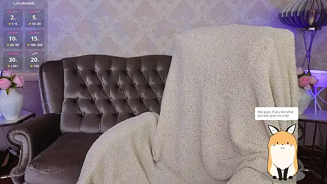 Clumsy Nana online show from 10.17.25