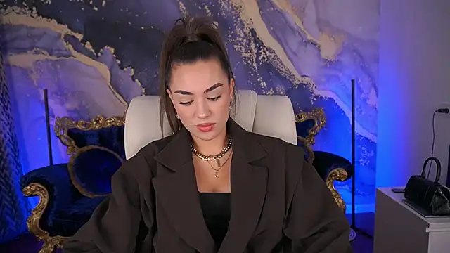 Snapshot of EricaSin chatting on 09.17.25 EricaSin online show from 09.17.25