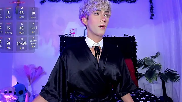 Cooperrosscute233 online show from 12.20.25