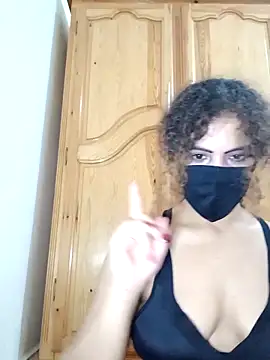 Snapshot of ghadiraa chatting on 11.02.25 ghadiraa online show from 11.02.25