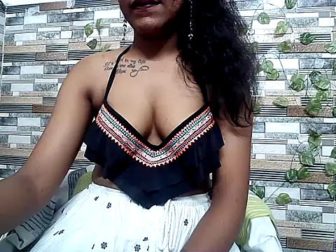 HOT AARVI11 online show from 10.14.25