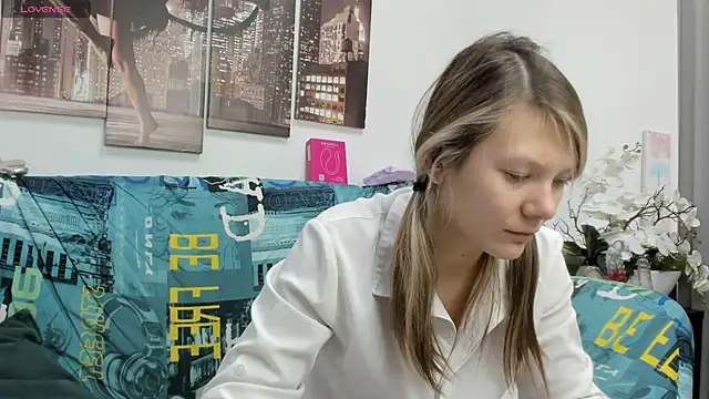 Sunny Sammy online show from 11.17.25