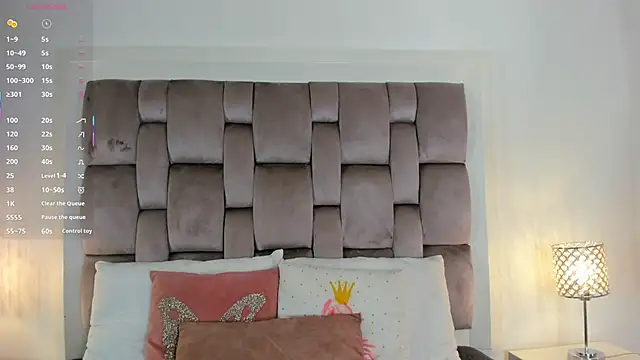 HarleyQueen666 online show from 10.23.25