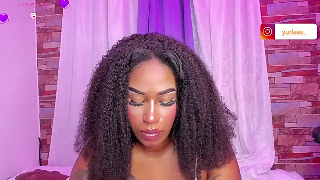 Brandy brown  online show from 02.11.26