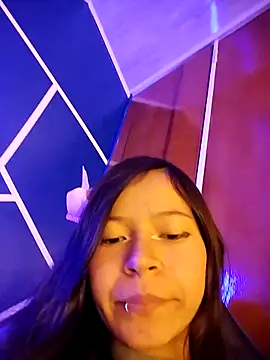 Lucia 20x online show from 09.11.25