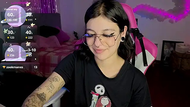 larah uwu online show from 05.08.26