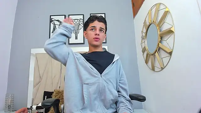 owen  johnson online show from 10.04.25