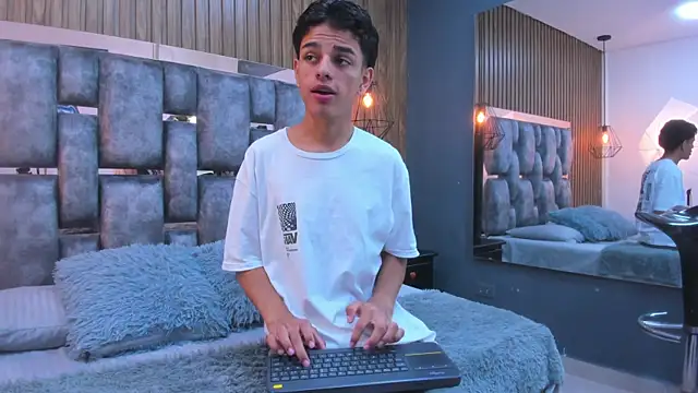 owen  johnson online show from 01.09.26