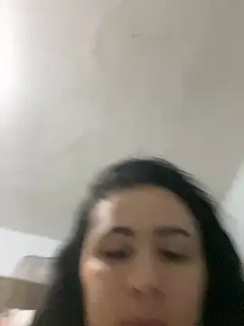 IvettSt  online show from 10.23.25