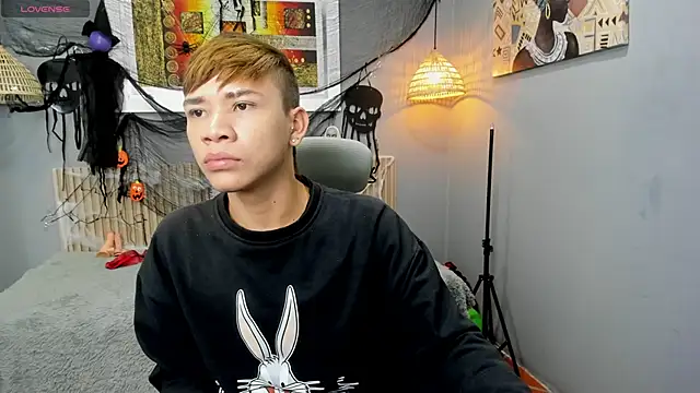 nathanclay online show from 10.21.25