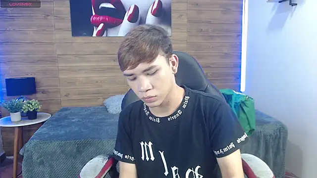 nathanclay online show from 04.10.26