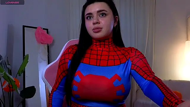 courtneyk  online show from 10.30.25