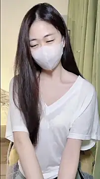 Snapshot of Ninii-b chatting on 11.11.25 Ninii-b online show from 11.11.25