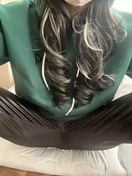 iikangi online show from 02.15.26