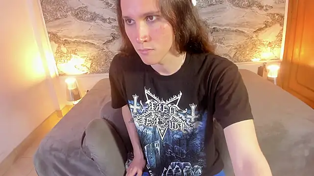 Snapshot of Abyss_King chatting on 10.17.25 Abyss King online show from 10.17.25