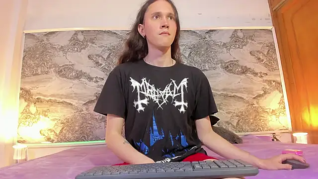 Snapshot of Abyss_King chatting on 11.05.25 Abyss King online show from 11.05.25