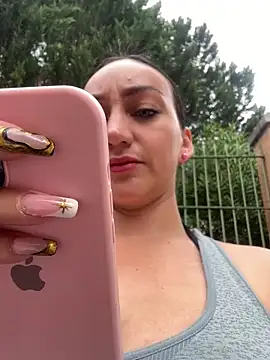 Snapshot of Ninabigtitied chatting on 09.10.25 Ninabigtitied online show from 09.10.25