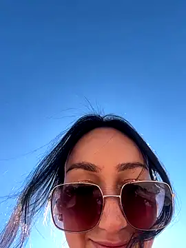 Snapshot of Ninabigtitied chatting on 10.02.25 Ninabigtitied online show from 10.02.25