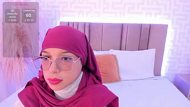 naishaa  online show from 04.01.26