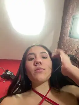 bellaseduzione online show from 11.22.25