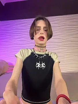 madi snow online show from 11.08.25