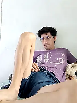 Snapshot of Dilanstrawberry chatting on 03.03.26 Dilanstrawberry online show from 03.03.26