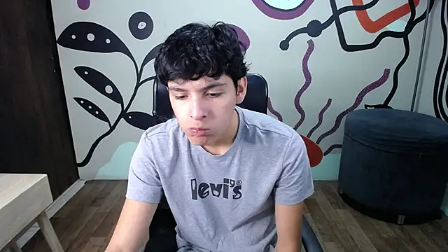 Luca vega online show from 10.02.25